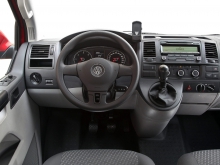 Фото Volkswagen Transporter комби 2.0 TDI MT L2 №1